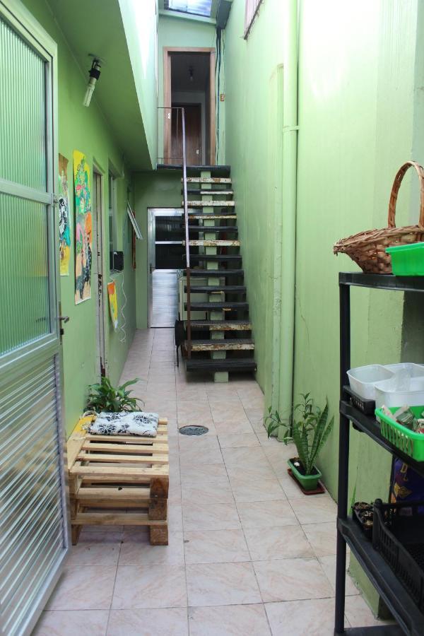 Fora De Casa Guest House Poa Porto Alegre Exterior foto